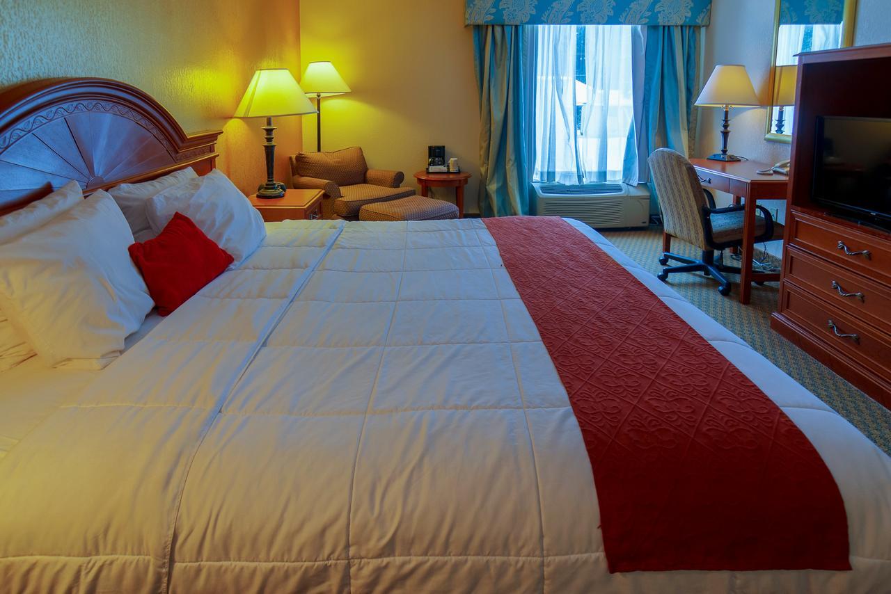 M Hotel