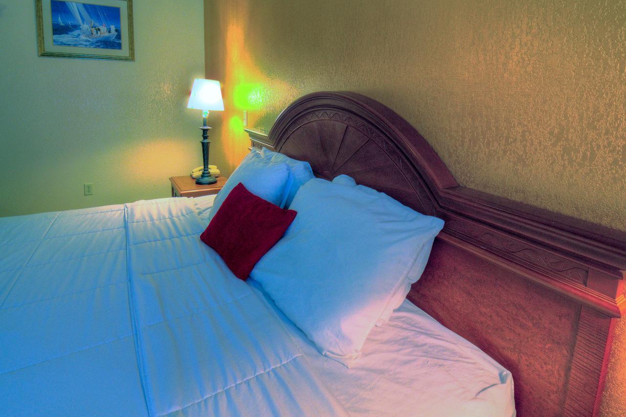 Hotel M 2*